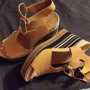 Lucky brand sandals